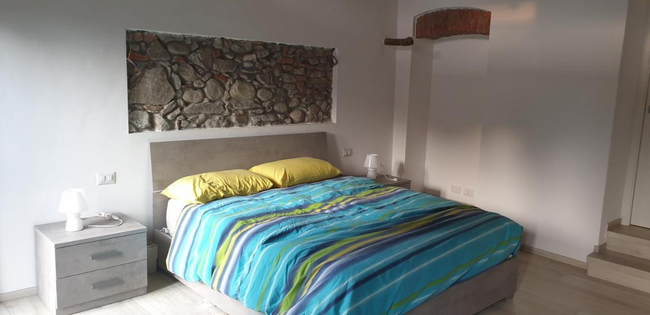 Casa Del Lago Travedona Esterno foto